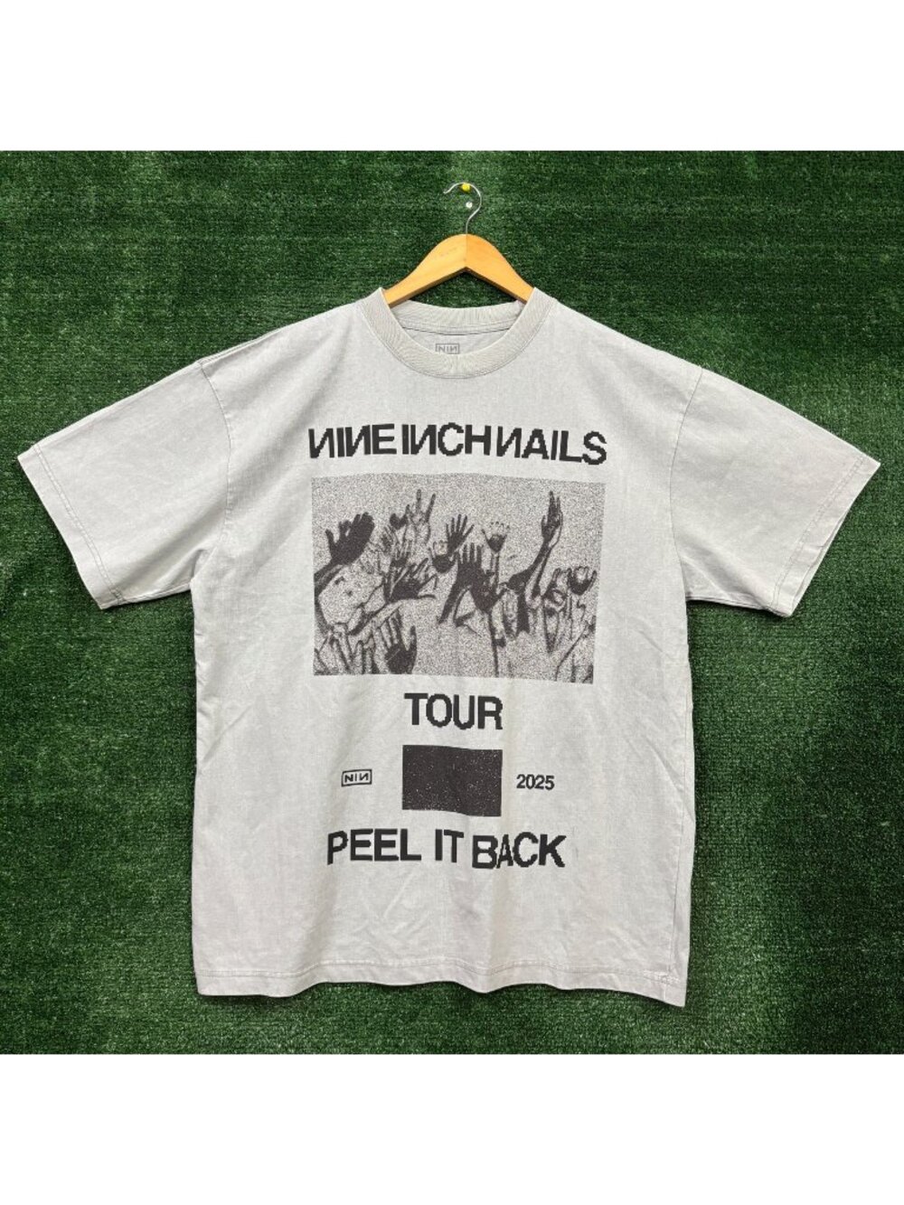 Nine Inch Nails Peel It Back Tour Rock Band T-Shirt Size Extra Large